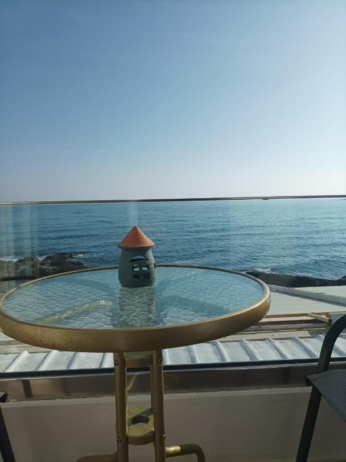 Beachfront Apartment Rethymno Exteriér fotografie